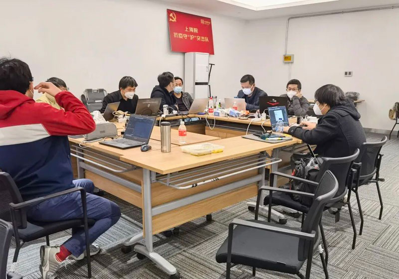 臨危受命向“疫”行 烈火真金顯本色 華建集團(tuán)承擔(dān)國(guó)家會(huì)展中心(上海)應(yīng)急改造項(xiàng)目